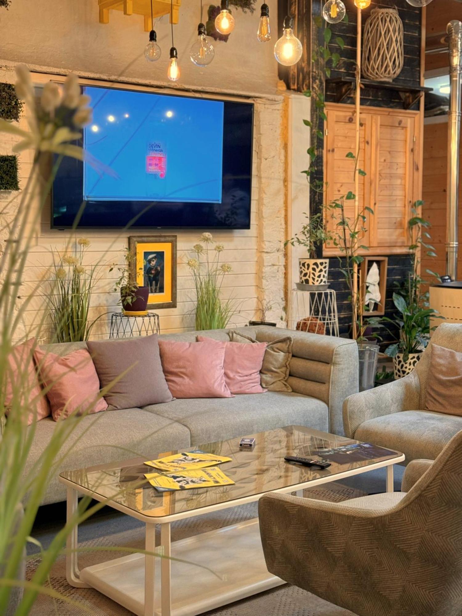 Boutique Guest House Yes For You بلوفديف المظهر الخارجي الصورة